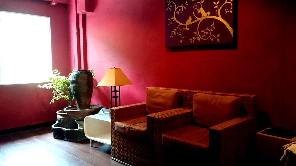 Oyo 437 Hostel Na Nara Bangkok Zewnętrze zdjęcie