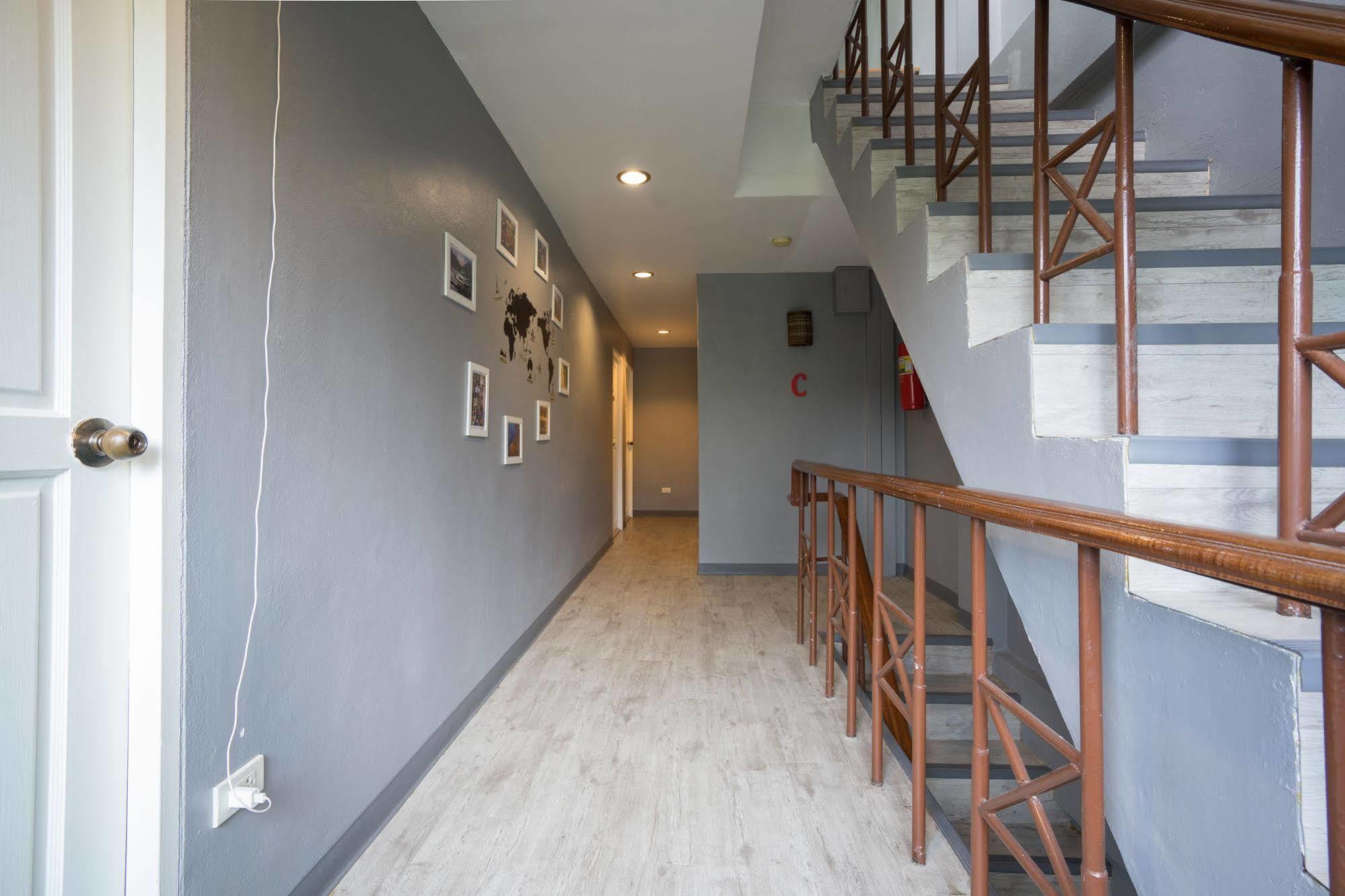 Oyo 437 Hostel Na Nara Bangkok Zewnętrze zdjęcie