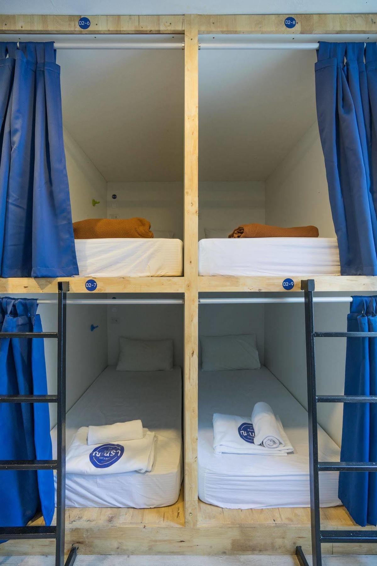 Oyo 437 Hostel Na Nara Bangkok Zewnętrze zdjęcie